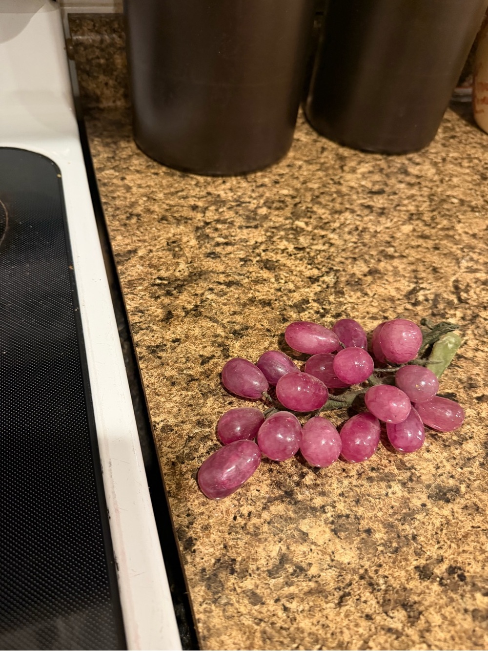 Decorative Red Grape Marbel Cluster